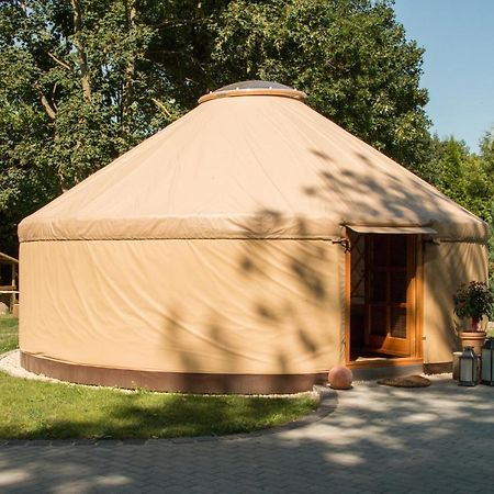 Moderne Jurte Herbsleben Exterior photo